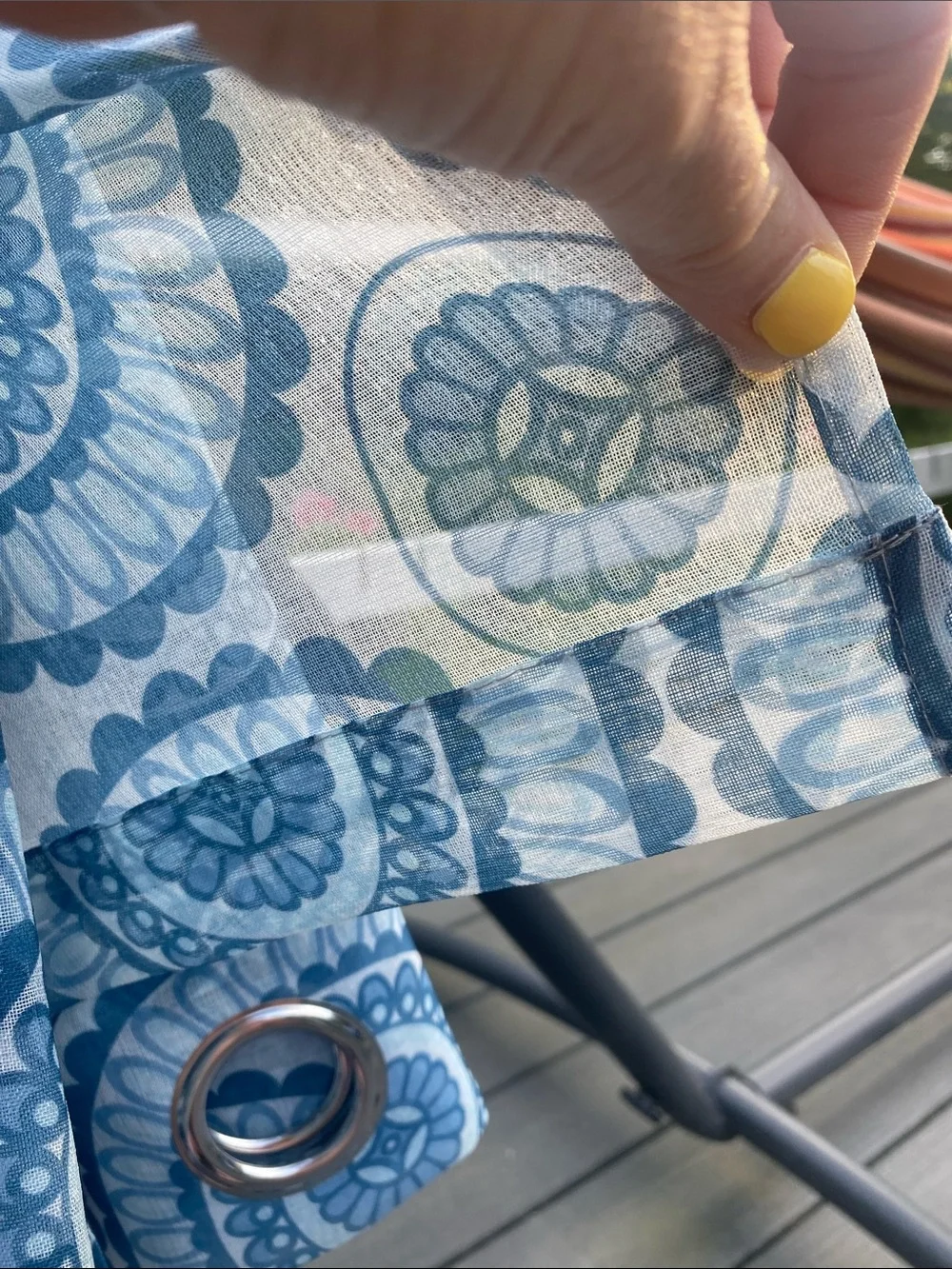 Maya pair grommet